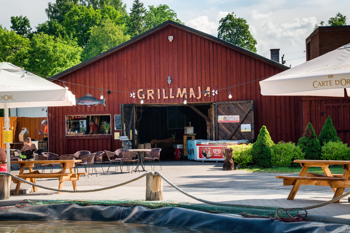 Grillmaja Sõbra Pesa juures